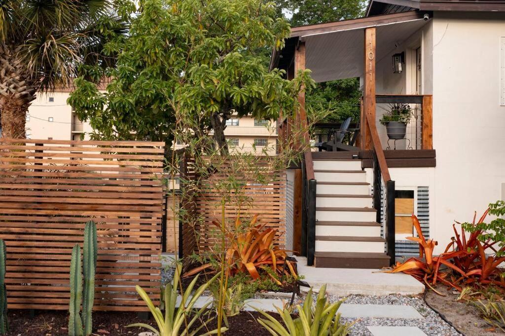 Shares View Luxury Apt Rockledge Exterior foto